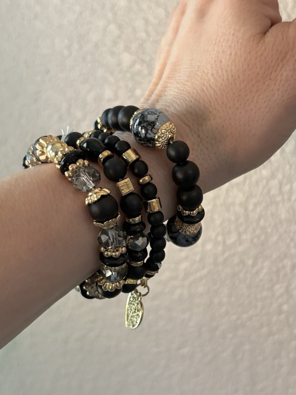 Boho 4 Piece Heart Pendant Bracelet Set Black & Gold Tone Beaded Stretch Stack